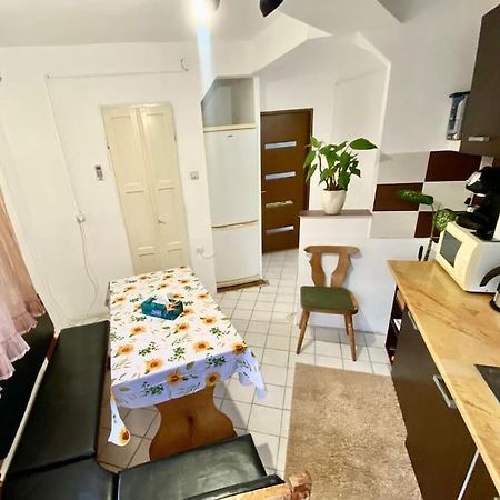 Apartament 2 Camere Орадя Екстер'єр фото