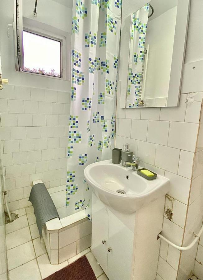 Apartament 2 Camere Орадя Екстер'єр фото